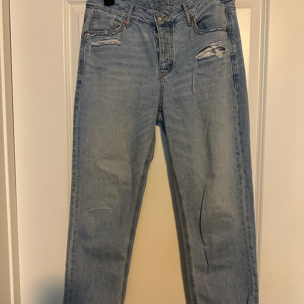 American Eagle Tomgirl Jeans Size 4